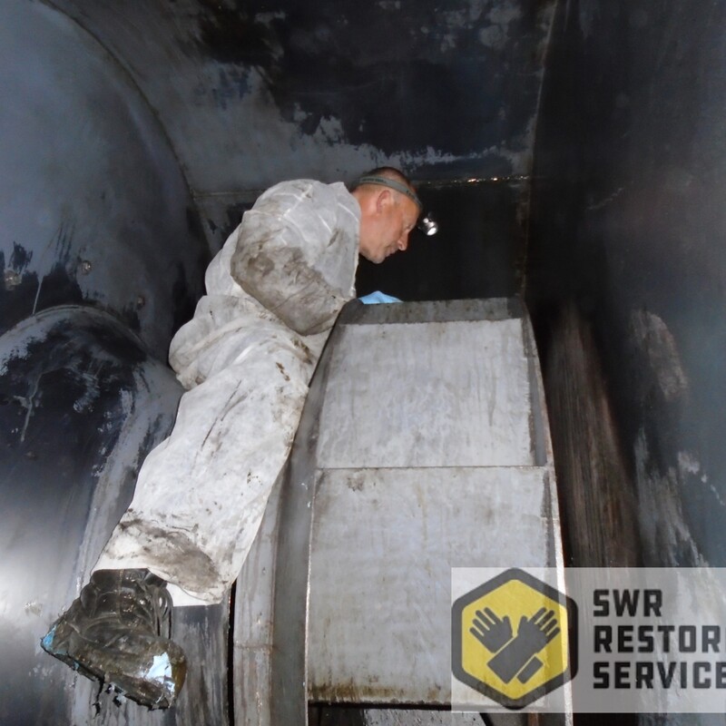 Kitchen exhaust fan cleaning